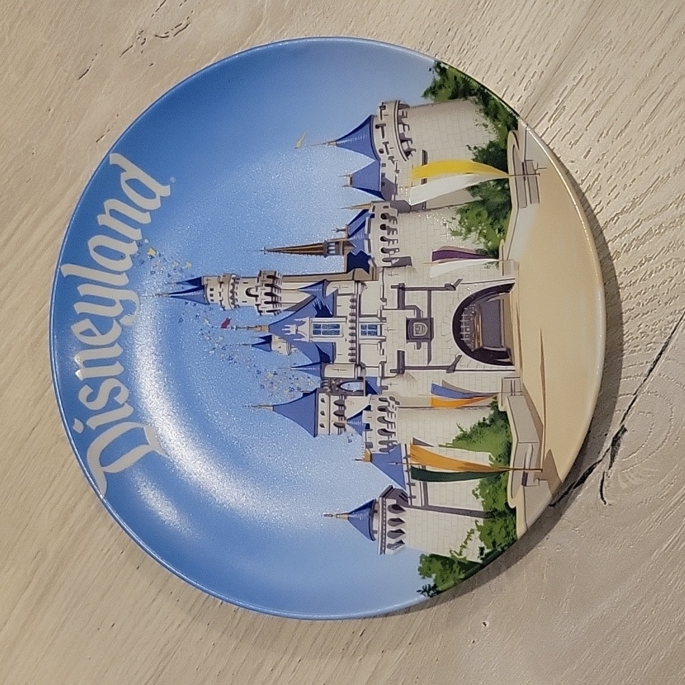 Disneyland Plate